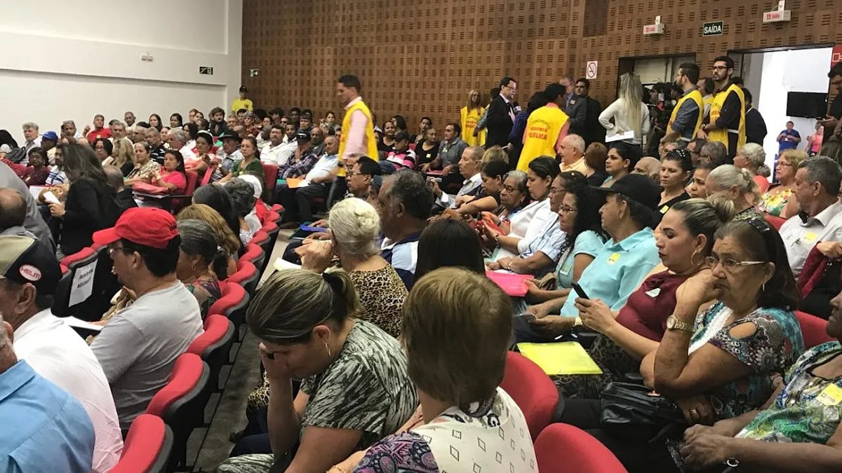 Justiça do Trabalho homologa R$ 482 milhões para servidores da educação de Rondônia em decisão histórica