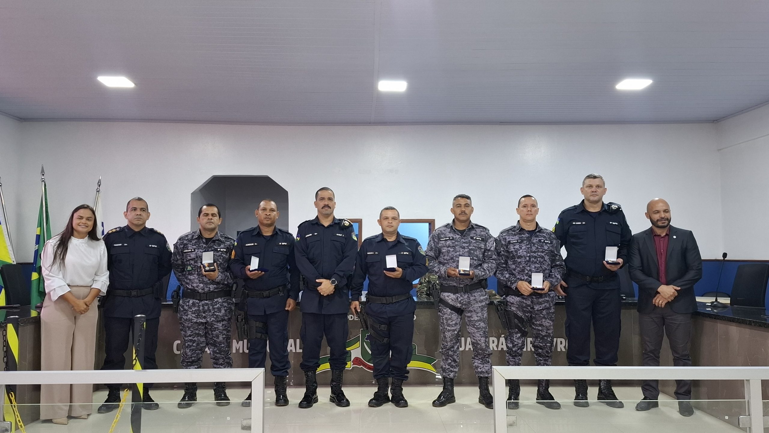 PMRO realiza solenidade em homenagem a Tiradentes e entrega de honrarias em Guajará-Mirim