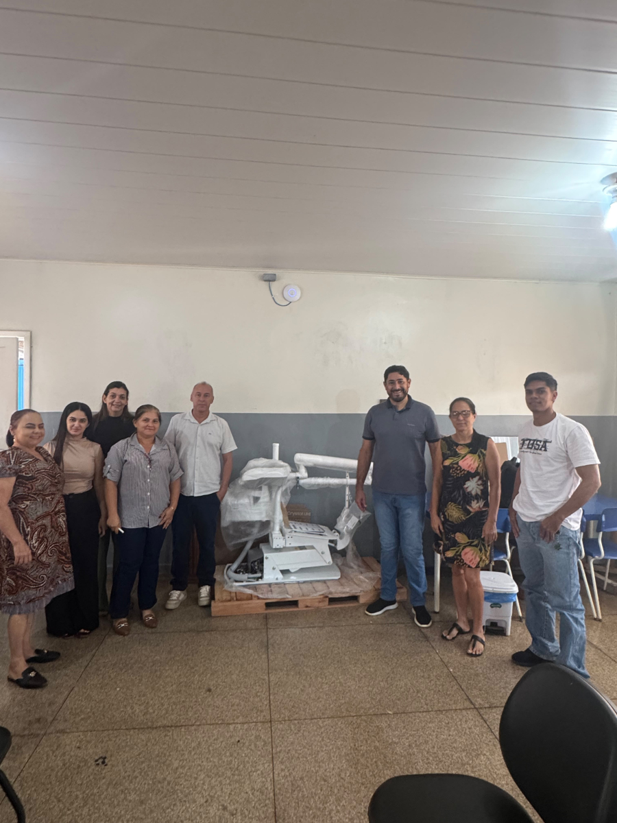 Vereador Márcio Pacele visita escola em Nova Califórnia para implantação de consultório odontológico
