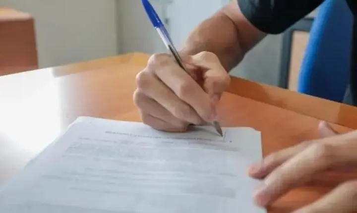 Cargos com exigência de ensino médio e superior no concurso da Educação