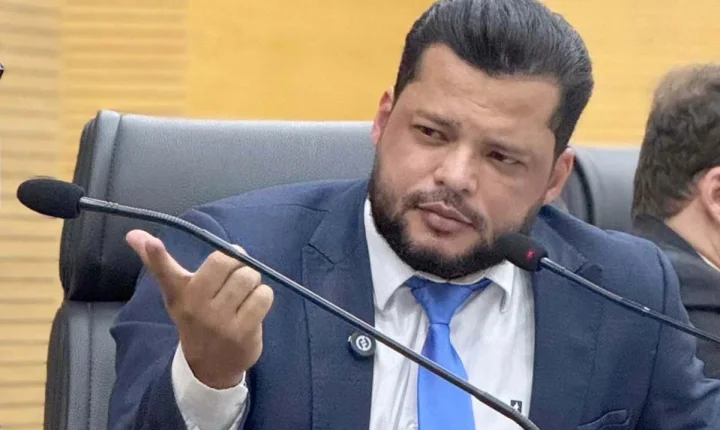 Edevaldo Neves solicita melhorias para quadra da escola na zona sul de Porto Velho