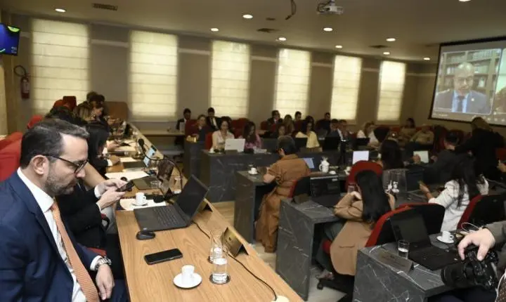 OAB-RO exclui advogado estupro vulnerável: decisão sem trânsito em julgado gera debate