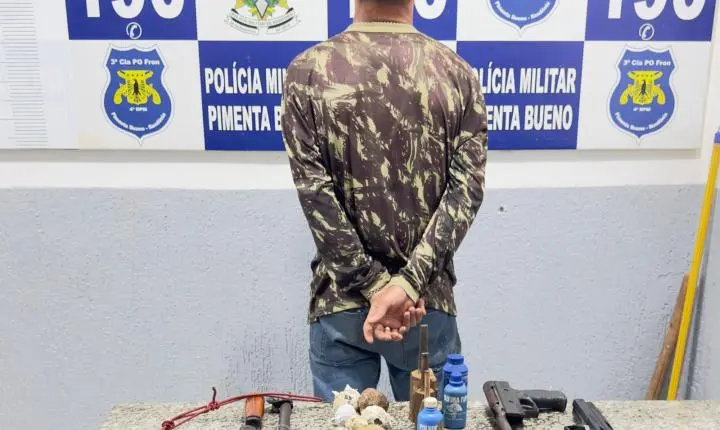 POLÍCIA AMBIENTAL LOCALIZA ARMAS E MATERIAIS PARA RECARGA DE MUNIÇÕES DURANTE FISCALIZAÇÃO